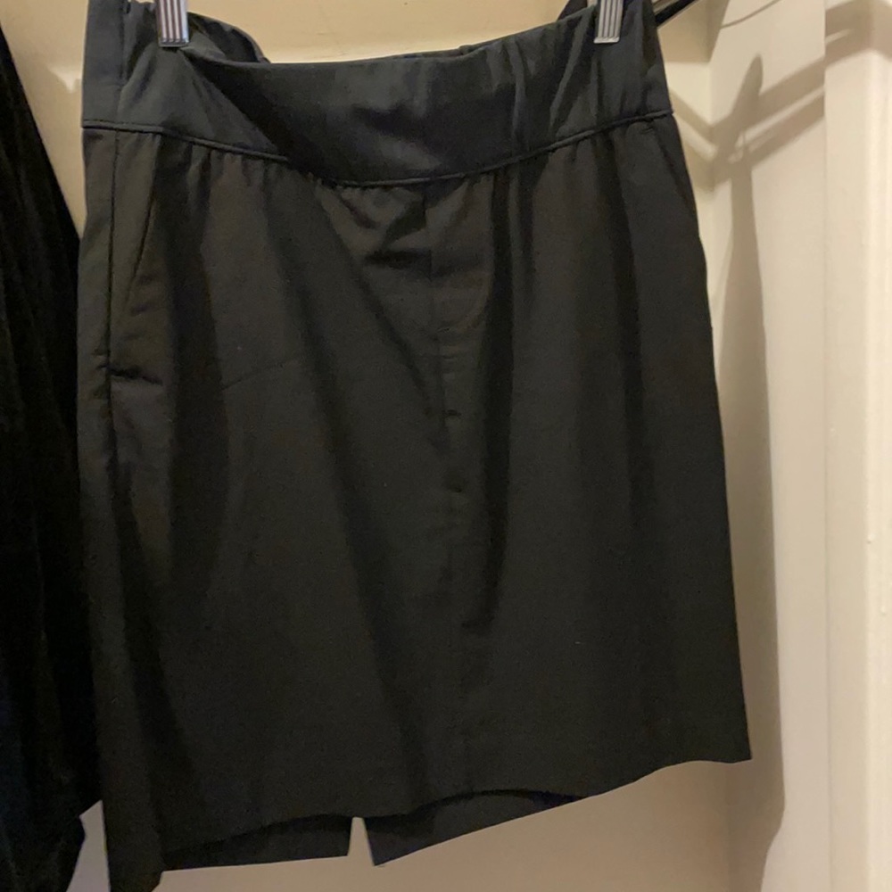 Gap Maternity skirt